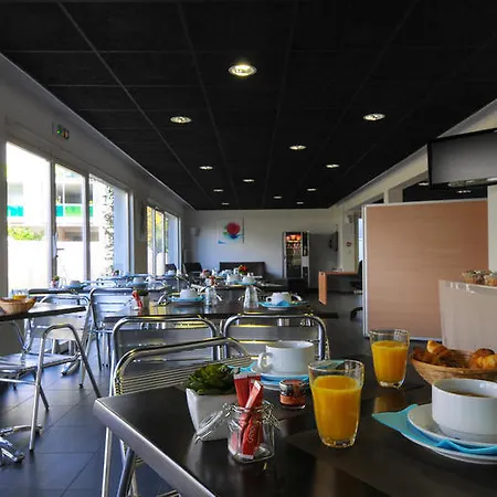 Azurea Aparthotel 3*