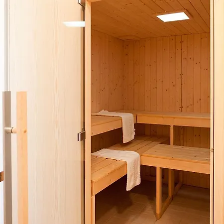 Aparthotel Azurea 3*