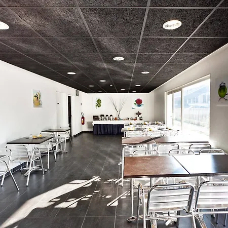 Azurea Aparthotel 3*