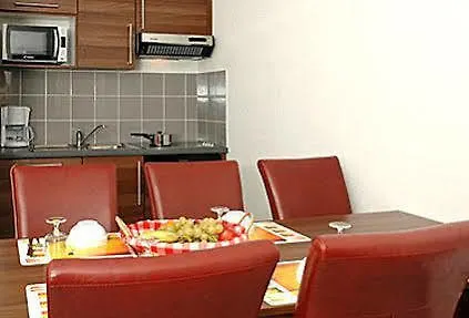 Azurea Aparthotel 3*