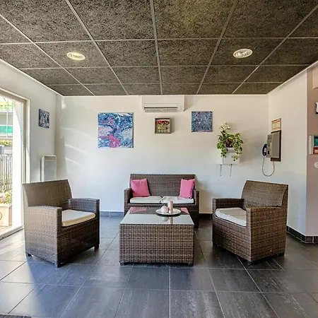 Azurea Aparthotel Aix-les-Bains