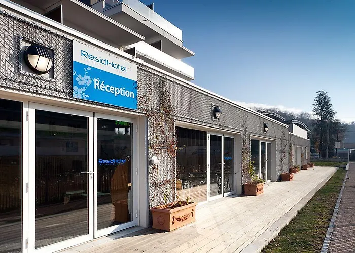 レジデンス アズレア アパートホテル エクスレバン